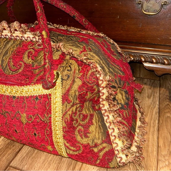 Tapestry Travel Bag Large Burgandy Embroidered Gold Boho Fringed Trim With Strap - Picture 2 of 12